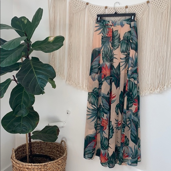 SMYM | Kauai Kisses Maxi Skirt - Picture 2 of 8